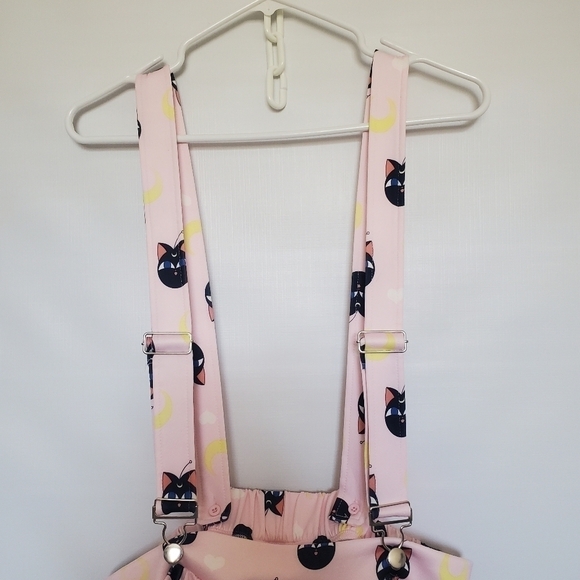 HOT TOPIC SAILOR MOON LUNA & MOONS PINK SUSPENDERS SKIRT IRIDESCENT WOMENS  (XL) - Picture 15 of 15